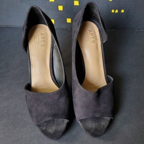 Apt 9 Black Cutout Heels - Picture 8 of 8